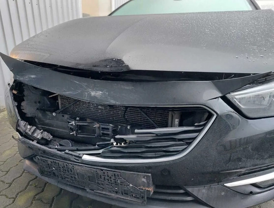 Opel Insignia cena 65900 przebieg: 108500, rok produkcji 2018 z Tczew małe 232